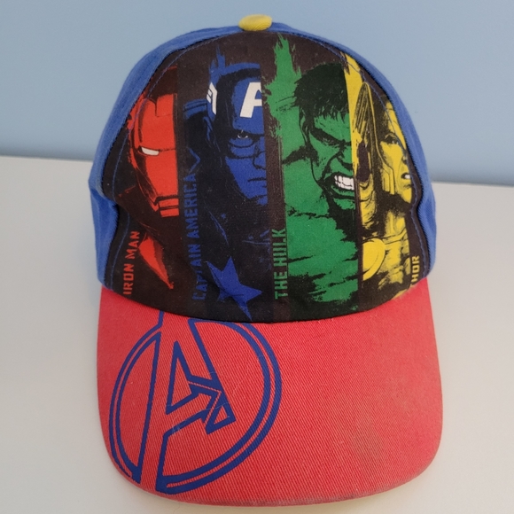 SOLD on fb Marvel Avengers Cap Hat size Boys 4-6X - Picture 5 of 12
